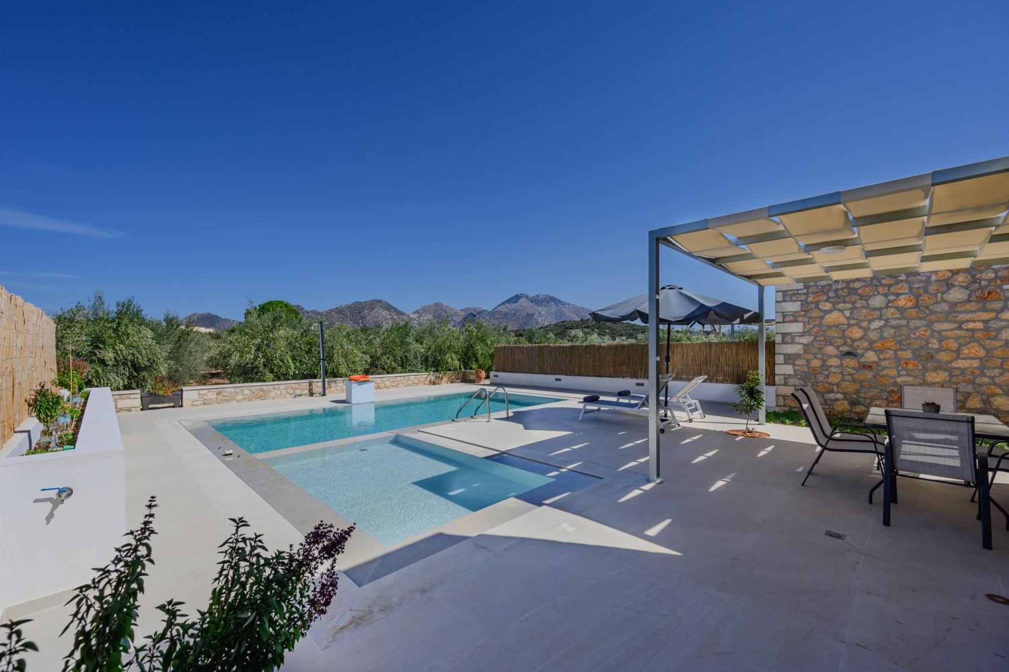 Villa Stone *