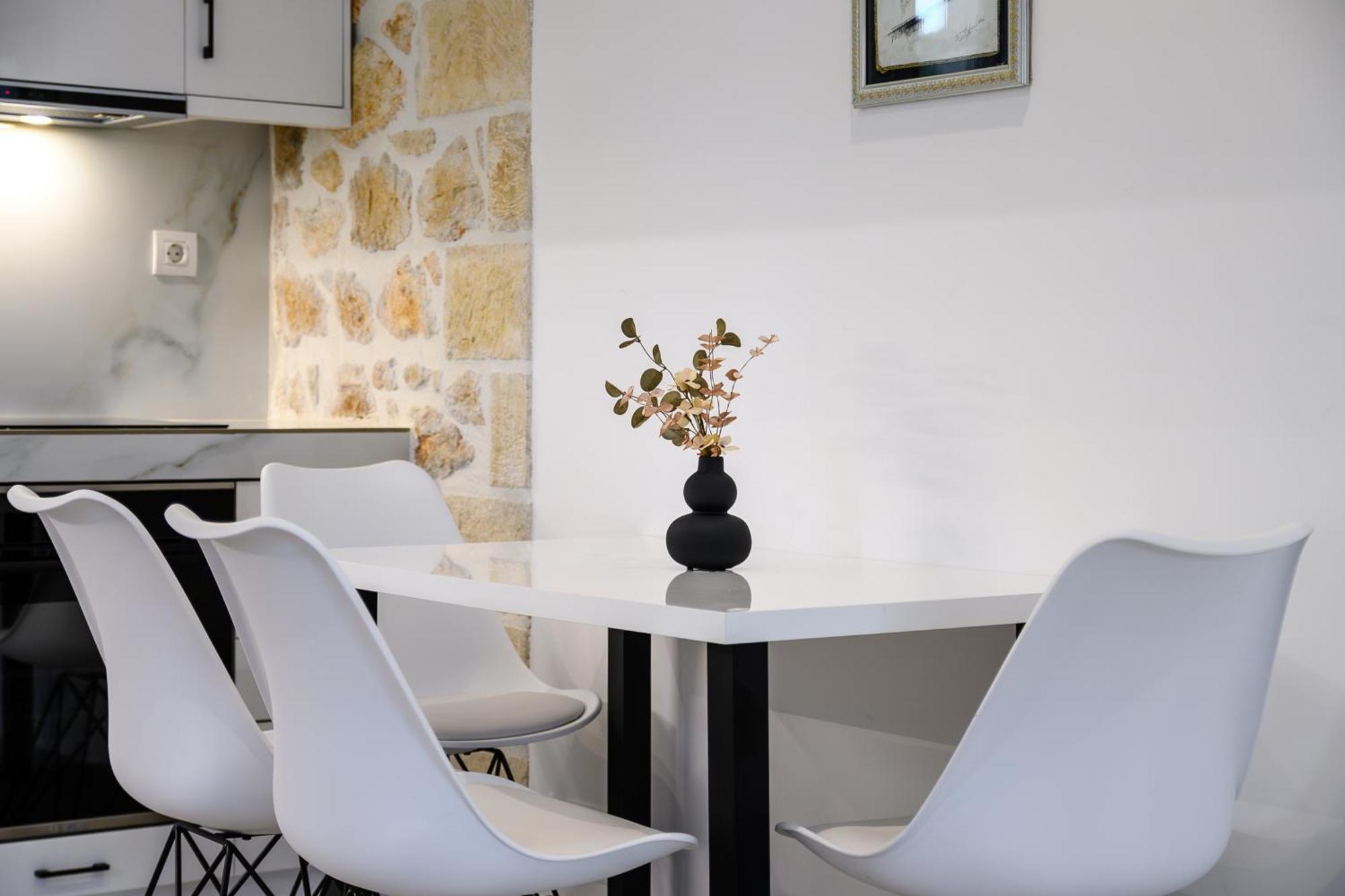 Villa Stone